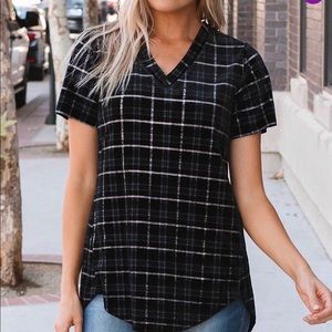 Amaryllis Top V-Neck Velvet Feel Black Size 2X